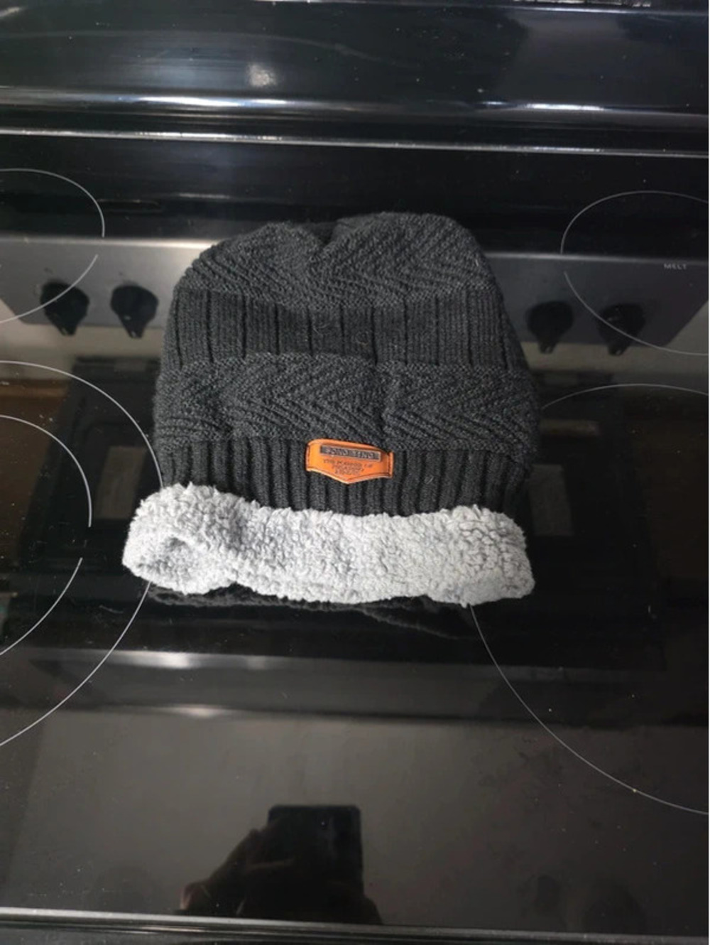 Song Ting Black Knit Beanie with Gray Sherpa Fleece Lining